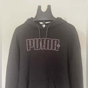 PUMA black hoodie in XL